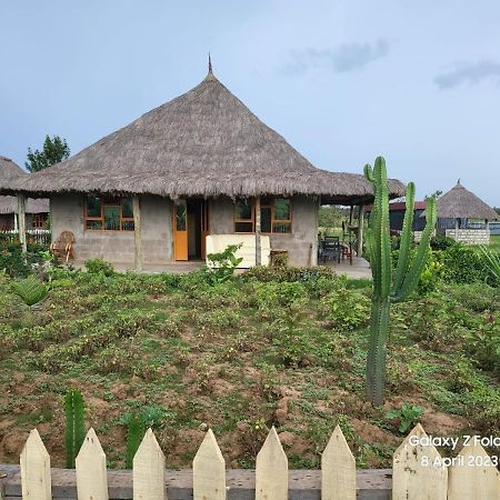 Mweiga Le Tai Village Resort Near Solio Game Reserve מראה חיצוני תמונה