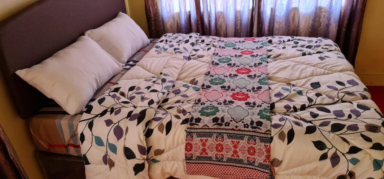 Mweiga Le Tai Village Resort Near Solio Game Reserve מראה חיצוני תמונה